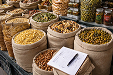 تاجر مواد خوراکی‌ام